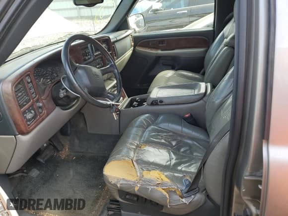 ✅ 2002 Chevrolet Suburban Z71 • VIN: 3GNFK16Z92G352130 • Lot: 71944685. Listed on Copart with Not provided. Free auction sales archive from the USA and detailed vehicle history report at DreamBid. Image 7.