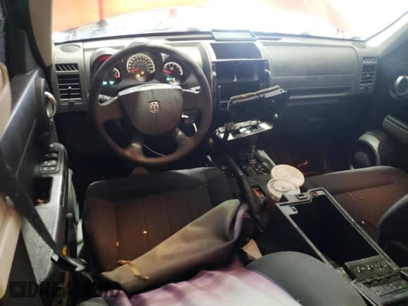 2011 Dodge Nitro Heat с VIN 1D4PT4GK5BW528429, выставлен на аукционе Copart как лот 70455494 с пробегом 124 280 миль миль и Списание • Salvage title. История ставок и продаж доступна на DreamBid. Изображение 8.