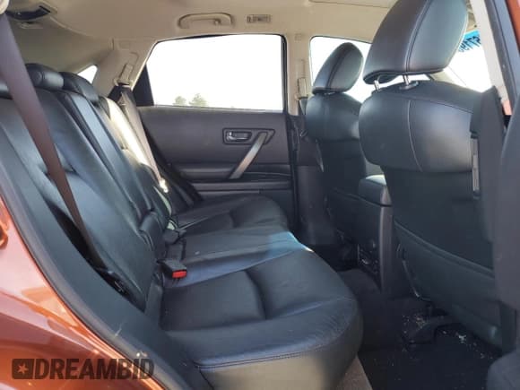 ✅ 2007 Infiniti FX • VIN: JNRBS08W47X400561 • Лот: 55867195. Опубликован ранее на Copart с пробегом 160 130 миль. Бесплатный доступ к архиву аукционных продаж из США и подробный отчёт об истории автомобиля на DreamBid. Изображение 11.