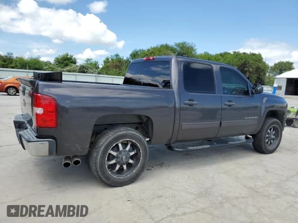 ✅ 2011 Chevrolet Silverado 1500 LS • VIN: 3GCPCREA8BG274654 • Lot: 71219234. Listed on Copart with 105,775 mi. Free auction sales archive from the USA and detailed vehicle history report at DreamBid. Image 3.