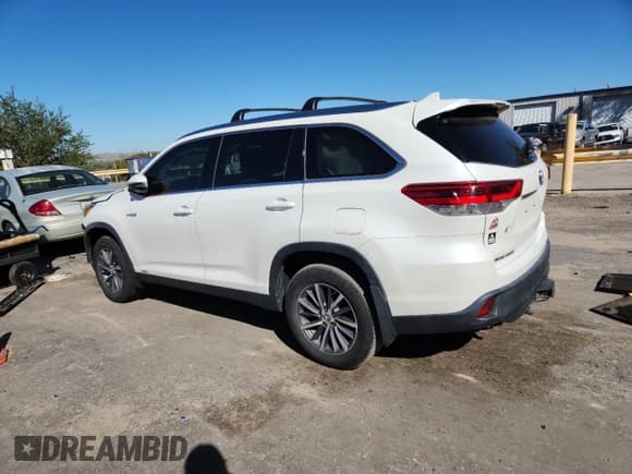✅ 2019 Toyota Highlander Hybrid XLE • VIN: 5TDJGRFHXKS075693 • Лот: 84291985. Опубликован ранее на Copart с пробегом 59 418 миль. Бесплатный доступ к архиву аукционных продаж из США и подробный отчёт об истории автомобиля на DreamBid. Изображение 2.