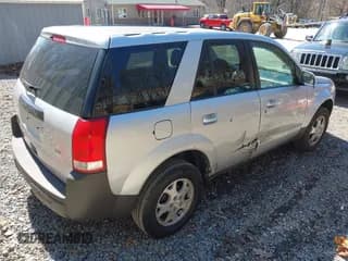 ✅ 2005 Saturn VUE • VIN: 5GZCZ53415S824503 • Lot: 41907616. Wystawiony na IAAI z przebiegiem 208 709 mil. Bezpłatny archiwum sprzedaży aukcyjnych z USA i szczegółowy raport historii pojazdu na DreamBid. Zdjęcie 4.