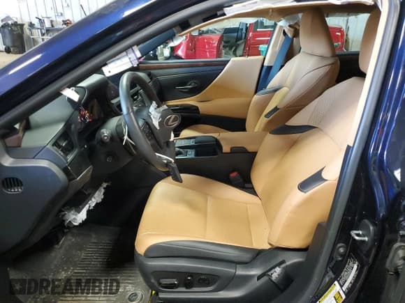 ✅ 2022 Lexus ES 250 • VIN: 58AD11D12NU010055 • Lot: 57592265. Listed on Copart with 24,356 mi. Free auction sales archive from the USA and detailed vehicle history report at DreamBid. Image 7.