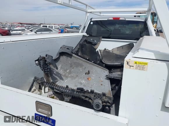 ✅ 2017 Ford F-250 XL • VIN: 1FTBF2A61HEF21376 • Lot: 41681494. Listed on IAAI with 26,755 mi. Free auction sales archive from the USA and detailed vehicle history report at DreamBid. Image 8.