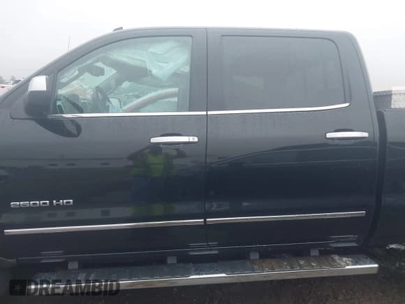 ✅ 2015 Chevrolet Silverado 2500HD LTZ • VIN: 1GC1KWE81FF178800 • Lot: 42356374. Listed on IAAI with 114,203 mi. Free auction sales archive from the USA and detailed vehicle history report at DreamBid. Image 14.