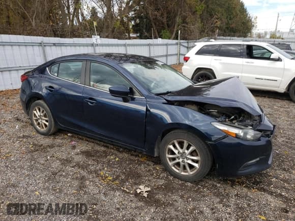 ✅ 2018 Mazda 3 GS • VIN: JM1BN1V74J1179046 • Лот: 90276375. Опубликован ранее на Copart с пробегом 300 606 миль. Бесплатный доступ к архиву аукционных продаж из США и подробный отчёт об истории автомобиля на DreamBid. Изображение 4.