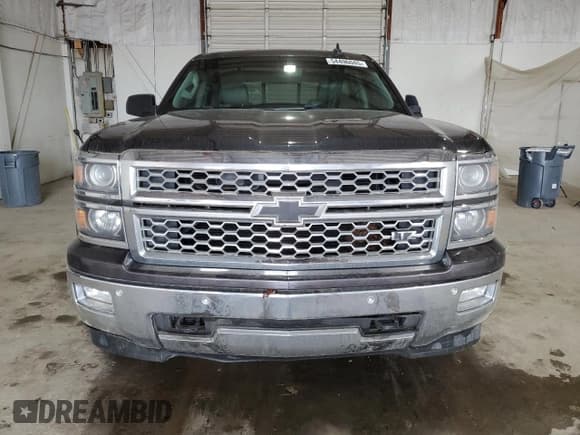✅ 2015 Chevrolet Silverado 1500 LTZ • VIN: 3GCUKSEC3FG346526 • Lot: 54496045. Wystawiony na Copart z przebiegiem 173 821 mil. Bezpłatny archiwum sprzedaży aukcyjnych z USA i szczegółowy raport historii pojazdu na DreamBid. Zdjęcie 5.