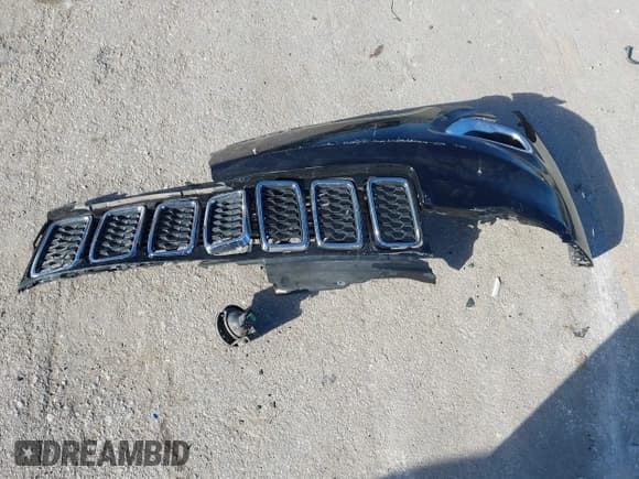 ✅ 2017 Jeep Grand Cherokee Altitude • VIN: 1C4RJFAG5HC812603 • Lot: 43629640. Listed on IAAI with 95,413 mi. Free auction sales archive from the USA and detailed vehicle history report at DreamBid. Image 12.