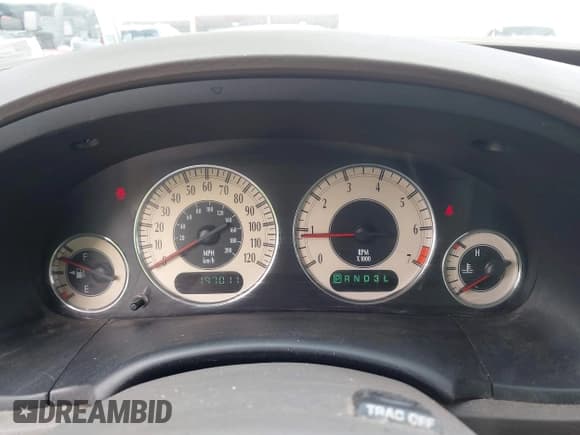 ✅ 2002 Chrysler Town & Country Limited • VIN: 2C8GP64L12R666650 • Lot: 42408207. Wystawiony na IAAI z przebiegiem 197 011 mil. Bezpłatny archiwum sprzedaży aukcyjnych z USA i szczegółowy raport historii pojazdu na DreamBid. Zdjęcie 7.