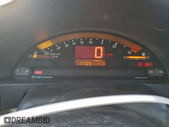 ✅ 2000 Honda S2000 • VIN: JHMAP1145YT001645 • Lot: 92281665. Wystawiony na Copart z przebiegiem 117 723 mil. Bezpłatny archiwum sprzedaży aukcyjnych z USA i szczegółowy raport historii pojazdu na DreamBid. Zdjęcie 9.