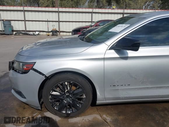 ✅ 2015 Chevrolet Impala LS • VIN: 2G11X5SL5F9217586 • Лот: 43497473. Опубликован ранее на IAAI с пробегом 270 940 миль. Бесплатный доступ к архиву аукционных продаж из США и подробный отчёт об истории автомобиля на DreamBid. Изображение 18.