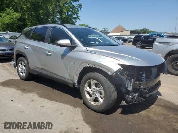 ✅ 2024 Hyundai Tucson SEL • VIN: 5NMJBCDE7RH373734 • Lot: 54431514. Wystawiony na Copart z przebiegiem 5 639 mil. Bezpłatny archiwum sprzedaży aukcyjnych z USA i szczegółowy raport historii pojazdu na DreamBid. Zdjęcie 4.