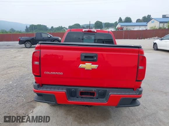 ✅ 2016 Chevrolet Colorado 4WD Z71 • VIN: 1GCHTDEAXG1100016 • Лот: 42915633. Опубликован ранее на IAAI с пробегом 51 078 миль. Бесплатный доступ к архиву аукционных продаж из США и подробный отчёт об истории автомобиля на DreamBid. Изображение 17.