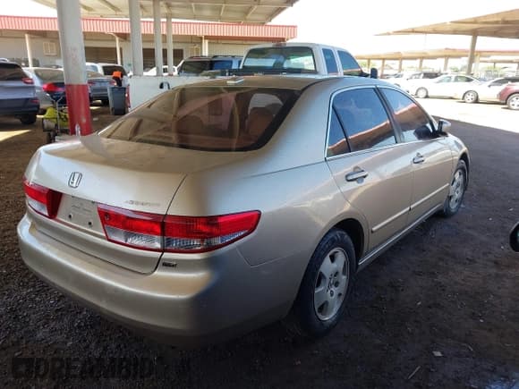 ✅ 2004 Honda Accord EX • VIN: 1HGCM66574A094841 • Lot: 43451602. Listed on IAAI with 310,304 mi. Free auction sales archive from the USA and detailed vehicle history report at DreamBid. Image 4.