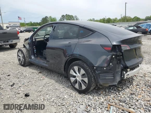 ✅ 2024 Tesla Model Y Long Range • VIN: 7SAYGDEE3RF994087 • Лот: 53055445. Опубликован ранее на Copart с пробегом 38 032 миль. Бесплатный доступ к архиву аукционных продаж из США и подробный отчёт об истории автомобиля на DreamBid. Изображение 2.