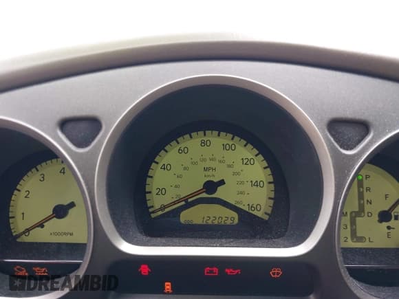 ✅ 2004 Lexus GS 300 • VIN: JT8BD69S640202415 • Лот: 41977906. Опубликован ранее на IAAI с пробегом 122 029 миль. Бесплатный доступ к архиву аукционных продаж из США и подробный отчёт об истории автомобиля на DreamBid. Изображение 7.