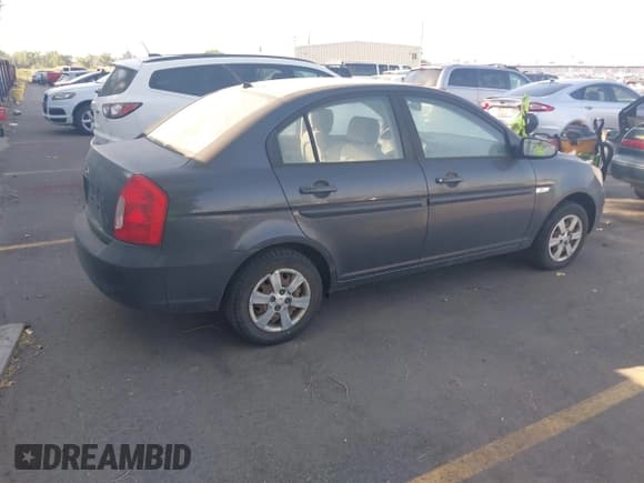 ✅ 2007 Hyundai Accent GLS • VIN: KMHCN46C37U164932 • Лот: 42874519. Опубликован ранее на IAAI с пробегом Не указан. Бесплатный доступ к архиву аукционных продаж из США и подробный отчёт об истории автомобиля на DreamBid. Изображение 4.