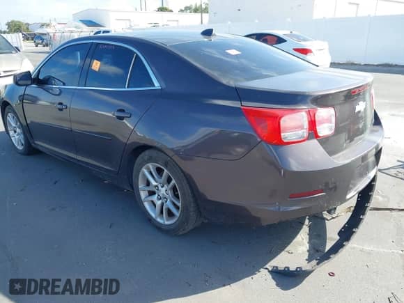 2013 Chevrolet Malibu LT z VIN 1G11C5SA8DF318605, wystawiony jako IAAI lot #43379144 z przebiegiem 89 799 mil mil oraz . Historia ofert i sprzedaży dostępna na DreamBid. Obrazek 3.