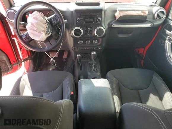 ✅ 2017 Jeep Wrangler Unlimited Rubicon • VIN: 1C4HJWFG3HL712519 • Lot: 80512005. Listed on Copart with 133,680 mi. Free auction sales archive from the USA and detailed vehicle history report at DreamBid. Image 8.