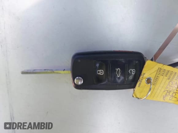 ✅ 2012 Volkswagen Golf TDI • VIN: WVWDM7AJ1CW249432 • Лот: 43594049. Опубликован ранее на IAAI с пробегом 63 939 миль. Бесплатный доступ к архиву аукционных продаж из США и подробный отчёт об истории автомобиля на DreamBid. Изображение 11.