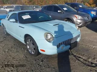 ✅ 2003 Ford Thunderbird Deluxe • VIN: 1FAHP60A03Y101660 • Лот: 43633153. Опубликован ранее на IAAI с пробегом 128 738 миль. Бесплатный доступ к архиву аукционных продаж из США и подробный отчёт об истории автомобиля на DreamBid. Изображение 1.