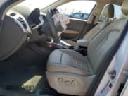 ✅ 2012 Audi Q5 Prestige • VIN: WA1WKAFP9CA071883 • Lot: 51963055. Wystawiony na Copart z przebiegiem 146 573 mil. Bezpłatny archiwum sprzedaży aukcyjnych z USA i szczegółowy raport historii pojazdu na DreamBid. Zdjęcie 7.