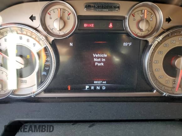 2017 Ram 1500 Limited z VIN 1C6RR7PT7HS721560, wystawiony jako Copart lot #84820855 z przebiegiem 69 327 mil mil oraz Szkoda całkowita • Salvage title. Historia ofert i sprzedaży dostępna na DreamBid. Obrazek 9.