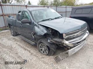 ✅ 2013 Chevrolet Silverado 1500 LS • VIN: 1GCRCREA5DZ272632 • Lot: 43510830. Listed on IAAI with 86,640 mi. Free auction sales archive from the USA and detailed vehicle history report at DreamBid. Image 1.