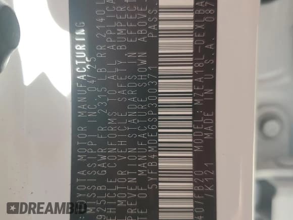 ✅ 2025 Toyota Corolla LE • VIN: 5YFB4MDE6SP300371 • Lot: 92033455. Listed on Copart with 2,430 mi. Free auction sales archive from the USA and detailed vehicle history report at DreamBid. Image 12.