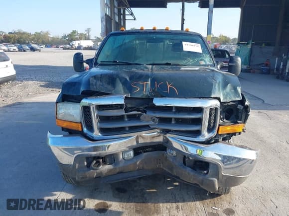 ✅ 2001 Ford F-250 XL • VIN: 1FTNX21F81ED38234 • Lot: 43190315. Listed on IAAI with 226,607 mi. Free auction sales archive from the USA and detailed vehicle history report at DreamBid. Image 6.