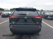 ✅ 2021 Toyota RAV4 XLE • VIN: 2T3P1RFV7MC150757 • Лот: 43421985. Опубликован ранее на IAAI с пробегом 42 745 миль. Бесплатный доступ к архиву аукционных продаж из США и подробный отчёт об истории автомобиля на DreamBid. Изображение 16.