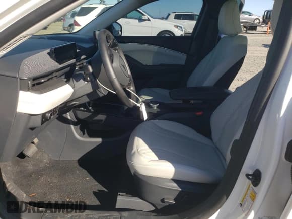 ✅ 2024 Ford Mustang Mach-E Premium • VIN: 3FMTK3R46RMA46193 • Lot: 90107845. Listed on Copart with 20,140 mi. Free auction sales archive from the USA and detailed vehicle history report at DreamBid. Image 7.