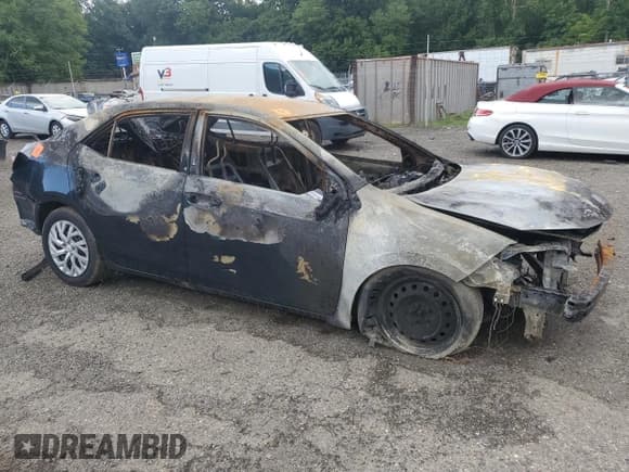 ✅ 2018 Toyota Corolla • VIN: N0V1N90546905 • Lot: 90546905. Listed on Copart with Not provided. Free auction sales archive from the USA and detailed vehicle history report at DreamBid. Image 4.