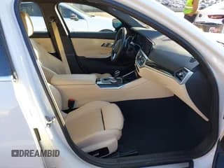 ✅ 2022 BMW 3 Series 330i xDrive • VIN: 3MW5R7J00N8C65787 • Lot: 43790437. Listed on IAAI with 21,124 mi. Free auction sales archive from the USA and detailed vehicle history report at DreamBid. Image 5.