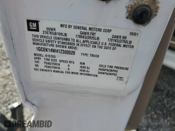 2001 Chevrolet Silverado 1500 с VIN 1GCEK14W41Z300528, выставлен на аукционе Copart как лот 61769105 с пробегом Не указан миль и Списание • Salvage title. История ставок и продаж доступна на DreamBid. Изображение 12.