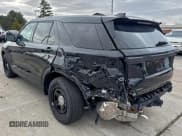 ✅ 2025 Ford Police Interceptor Utility • VIN: 1FM5K8AC0SGA05566 • Lot: 96831695. Wystawiony na Copart z przebiegiem 27 mil. Bezpłatny archiwum sprzedaży aukcyjnych z USA i szczegółowy raport historii pojazdu na DreamBid. Zdjęcie 3.