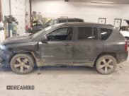 ✅ 2017 Jeep Compass High Altitude • VIN: 1C4NJDEB1HD127400 • Lot: 43729893. Wystawiony na IAAI z przebiegiem 91 821 mil. Bezpłatny archiwum sprzedaży aukcyjnych z USA i szczegółowy raport historii pojazdu na DreamBid. Zdjęcie 14.