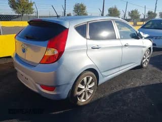 ✅ 2014 Hyundai Accent SE • VIN: KMHCU5AE8EU158090 • Lot: 43502352. Wystawiony na IAAI z przebiegiem 64 893 mil. Bezpłatny archiwum sprzedaży aukcyjnych z USA i szczegółowy raport historii pojazdu na DreamBid. Zdjęcie 4.