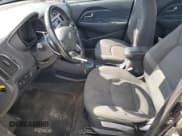 ✅ 2014 Kia Rio EX • VIN: KNADN4A35E6394129 • Lot: 80702585. Wystawiony na Copart z przebiegiem 127 407 mil. Bezpłatny archiwum sprzedaży aukcyjnych z USA i szczegółowy raport historii pojazdu na DreamBid. Zdjęcie 7.