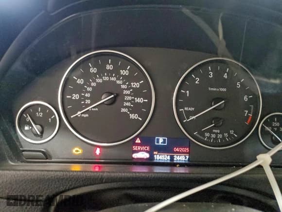 ✅ 2014 BMW 3 Series 320i xDrive • VIN: WBA3C3C57EF984357 • Lot: 94322455. Listed on Copart with 184,524 mi. Free auction sales archive from the USA and detailed vehicle history report at DreamBid. Image 9.