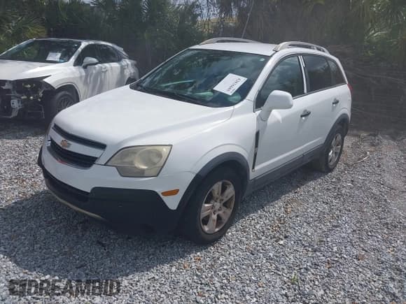 ✅ 2013 Chevrolet Captiva Sport LS • VIN: 3GNFL2EK6DS512195 • Lot: 42036605. Wystawiony na IAAI z przebiegiem 153 167 mil. Bezpłatny archiwum sprzedaży aukcyjnych z USA i szczegółowy raport historii pojazdu na DreamBid. Zdjęcie 2.