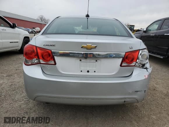 ✅ 2015 Chevrolet Cruze LT • VIN: 1G1PC5SB7F7285242 • Lot: 90146965. Listed on Copart with 160,304 mi. Free auction sales archive from the USA and detailed vehicle history report at DreamBid. Image 6.