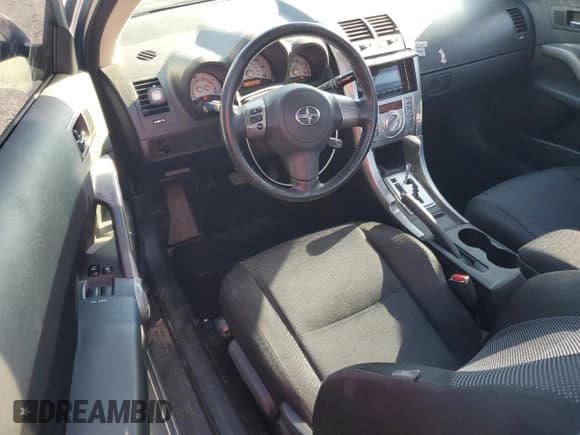 ✅ 2008 Scion tC • VIN: JTKDE167980228497 • Лот: 82540325. Опубликован ранее на Copart с пробегом 201 845 миль. Бесплатный доступ к архиву аукционных продаж из США и подробный отчёт об истории автомобиля на DreamBid. Изображение 8.