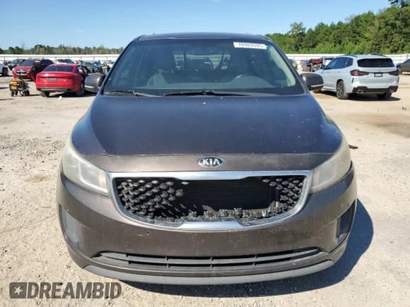 ✅ 2016 Kia Sedona LX • VIN: KNDMB5C10G6211395 • Lot: 70983595. Wystawiony na Copart z przebiegiem 207 289 mil. Bezpłatny archiwum sprzedaży aukcyjnych z USA i szczegółowy raport historii pojazdu na DreamBid. Zdjęcie 5.