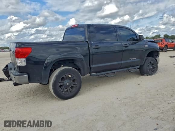 ✅ 2013 Toyota Tundra • VIN: 5TFDW5F14DX285361 • Lot: 94135505. Wystawiony na Copart z przebiegiem 148 830 mil. Bezpłatny archiwum sprzedaży aukcyjnych z USA i szczegółowy raport historii pojazdu na DreamBid. Zdjęcie 3.