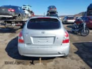 ✅ 2007 Hyundai Accent GS • VIN: KMHCM36C97U043769 • Лот: 41526011. Опубликован ранее на IAAI с пробегом 230 566 миль. Бесплатный доступ к архиву аукционных продаж из США и подробный отчёт об истории автомобиля на DreamBid. Изображение 16.
