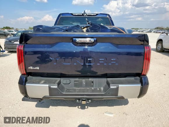 ✅ 2024 Toyota Tundra Limited Hybrid • VIN: 5TFJC5DB7RX049446 • Лот: 69809905. Опубликован ранее на Copart с пробегом 26 064 миль. Бесплатный доступ к архиву аукционных продаж из США и подробный отчёт об истории автомобиля на DreamBid. Изображение 6.