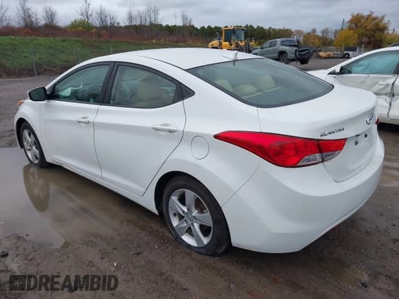 ✅ 2013 Hyundai Elantra Limited • VIN: 5NPDH4AEXDH272009 • Lot: 43477572. Listed on IAAI with 130,294 mi. Free auction sales archive from the USA and detailed vehicle history report at DreamBid. Image 3.