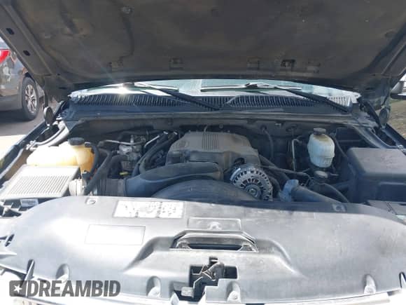 ✅ 2003 Chevrolet Suburban LT • VIN: 3GNGC26G83G210035 • Лот: 42084859. Опубликован ранее на IAAI с пробегом 145 919 миль. Бесплатный доступ к архиву аукционных продаж из США и подробный отчёт об истории автомобиля на DreamBid. Изображение 10.