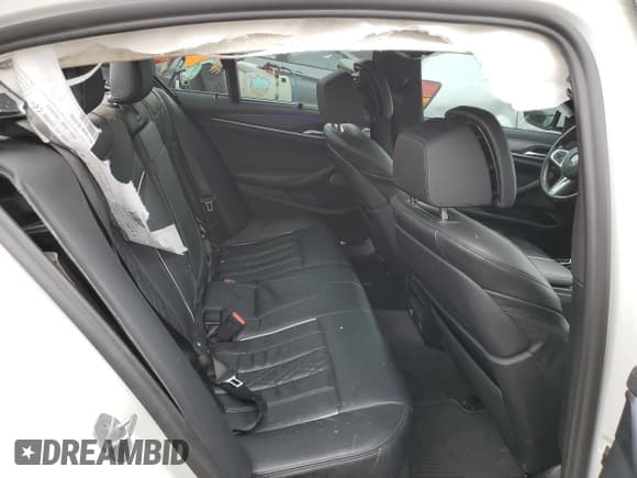 ✅ 2021 BMW 5 Series M550i xDrive • VIN: WBA13BK00MCF19770 • Lot: 62037714. Listed on Copart with 69,277 mi. Free auction sales archive from the USA and detailed vehicle history report at DreamBid. Image 10.